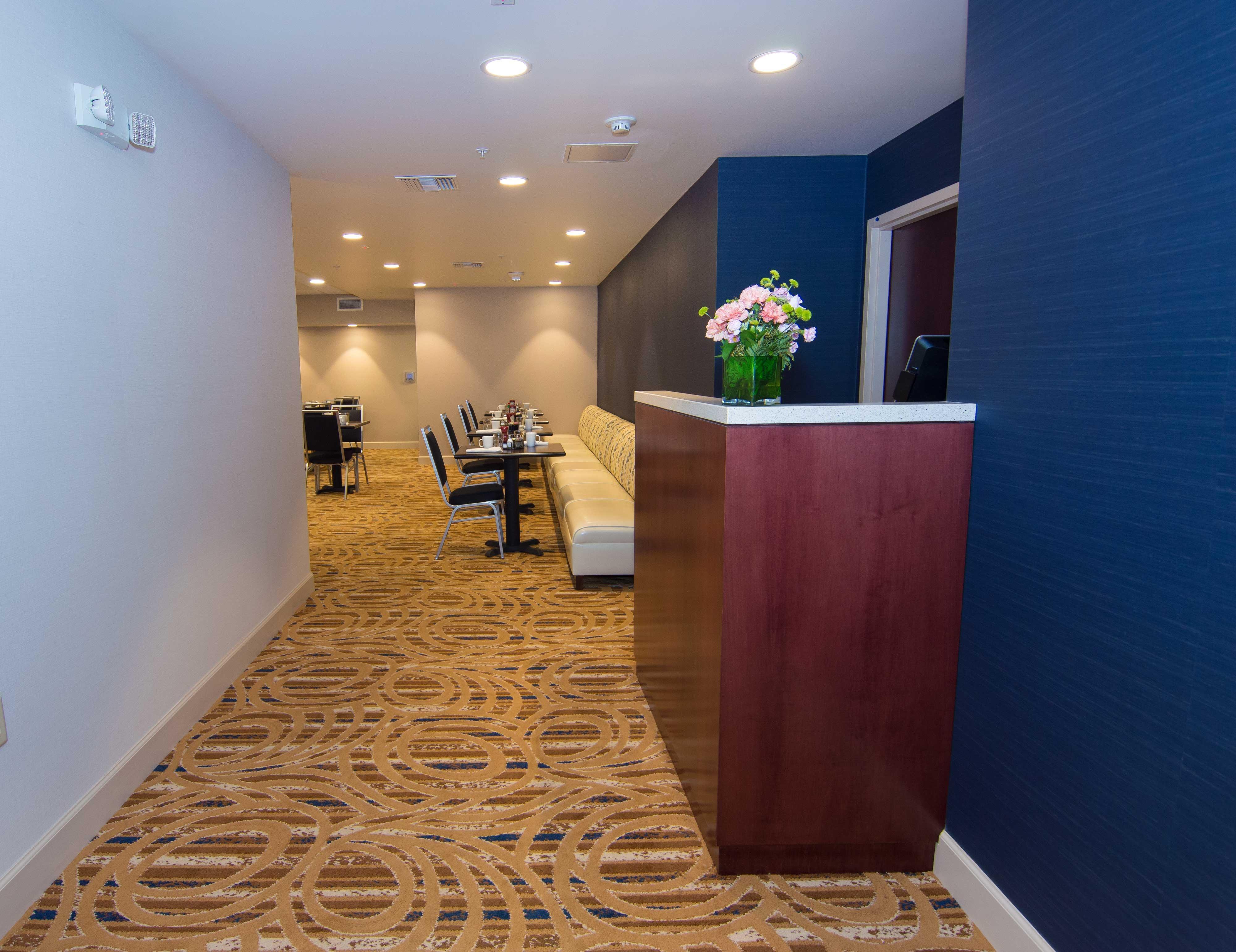 Holiday Inn Gainesville-University Center By Ihg Ngoại thất bức ảnh