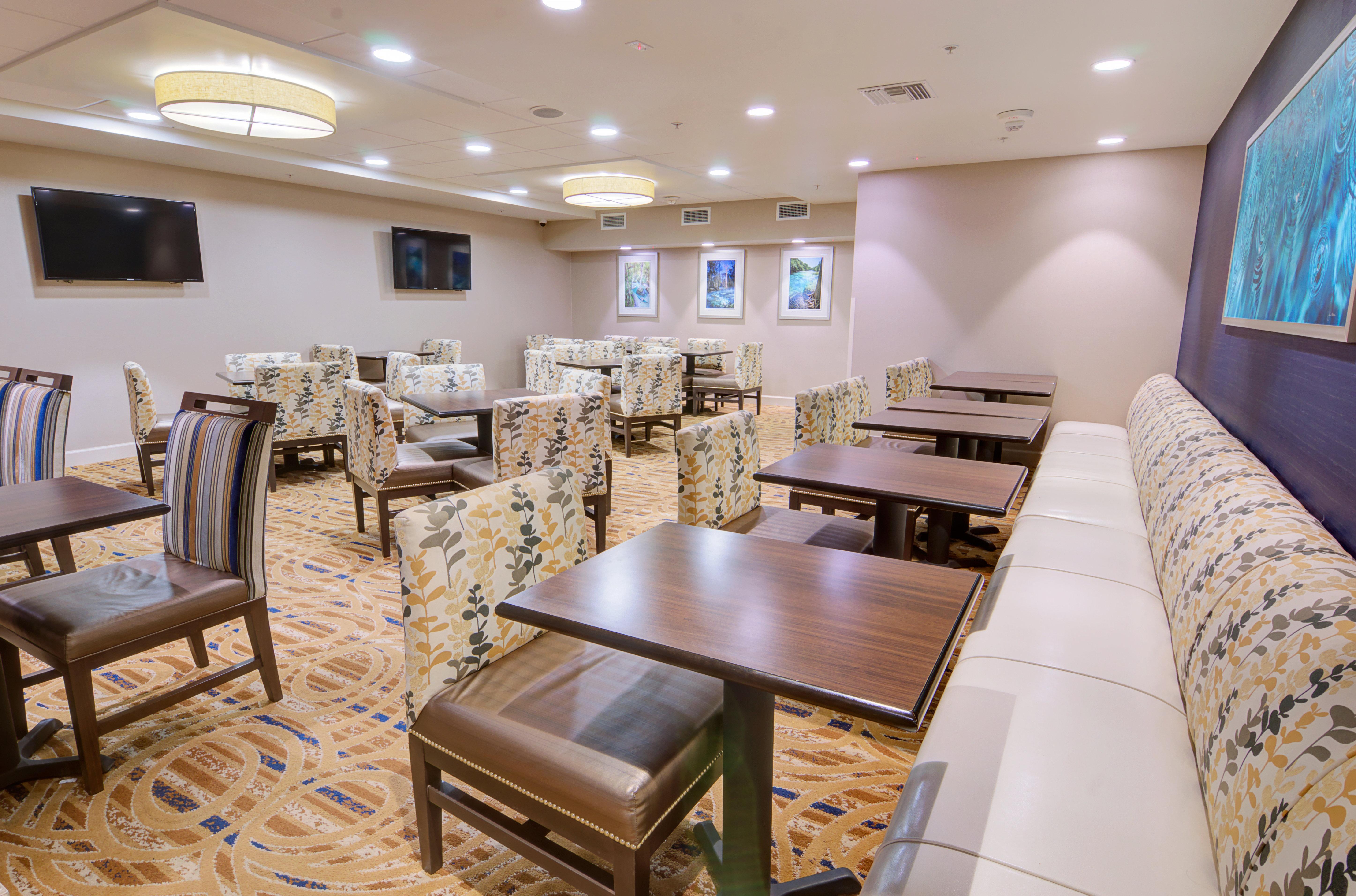 Holiday Inn Gainesville-University Center By Ihg Ngoại thất bức ảnh